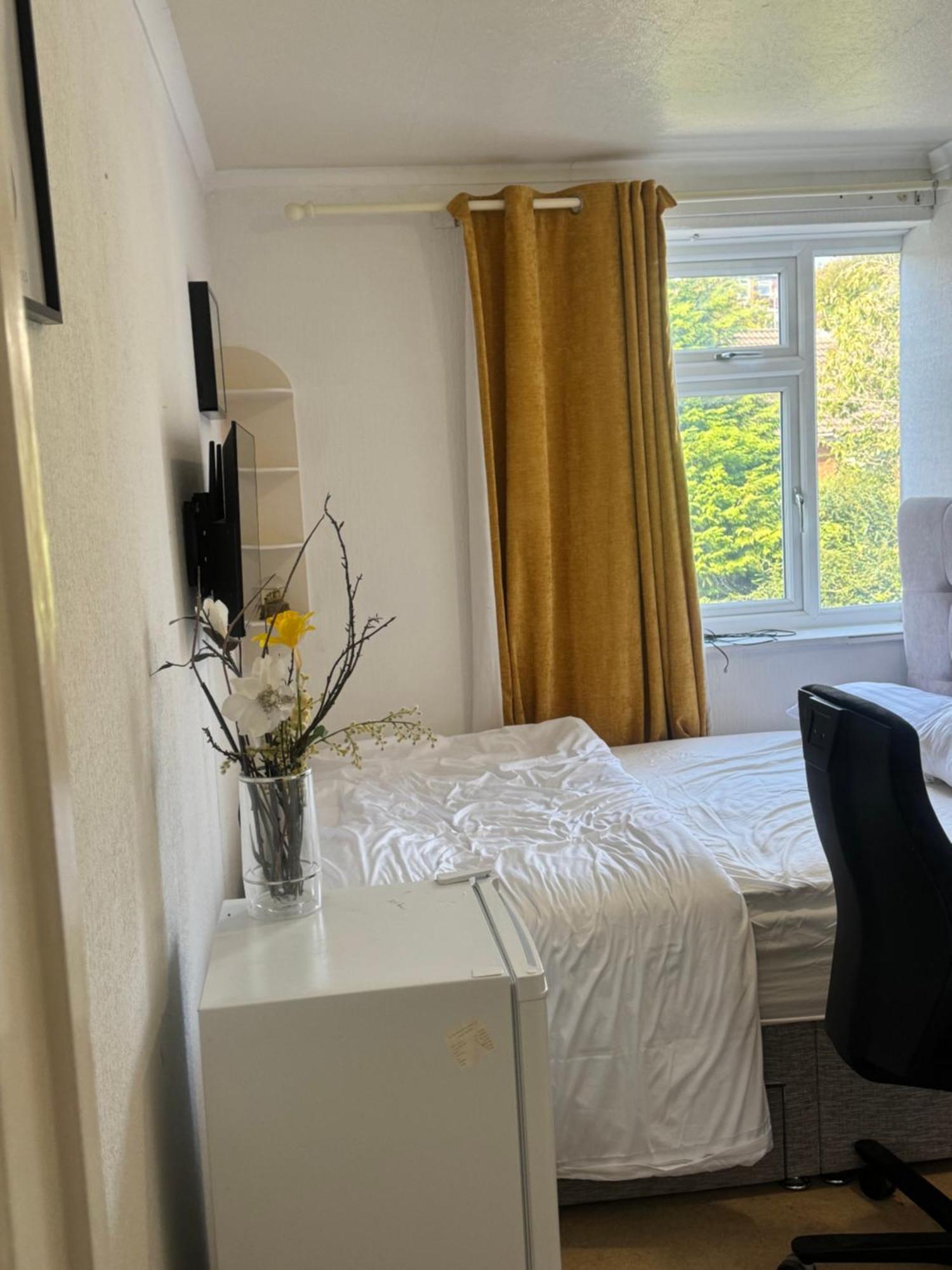 Komegloba Exquisite Room Manchester Exterior foto